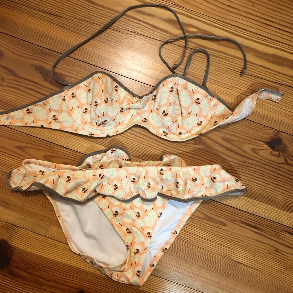 VICTORIAS SECRET bathing suit